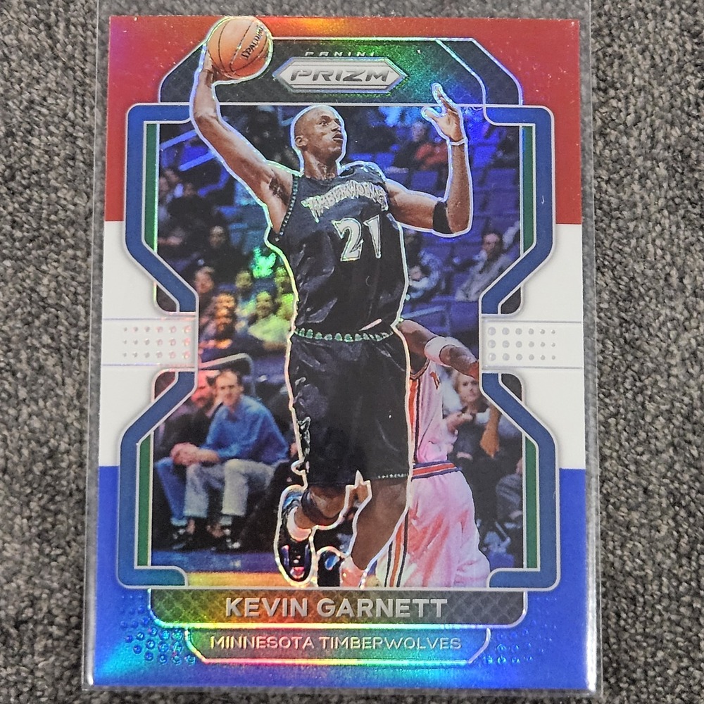 2021-22 Panini Prizm Red White & Blue #256 Kevin Garnett Minnesota Timberwolves